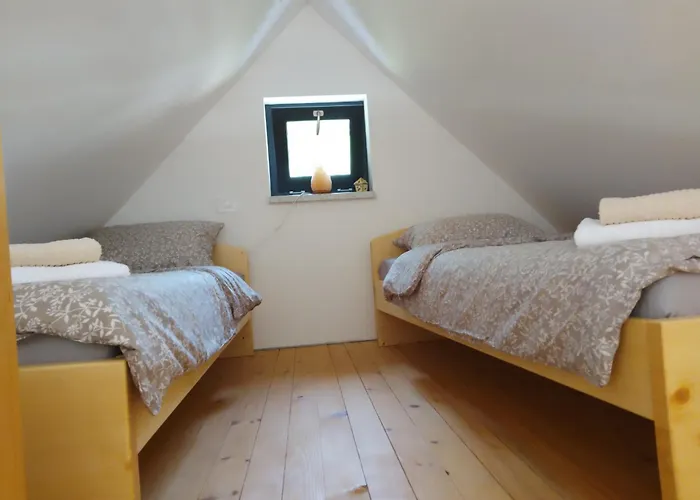 Apartma Jezero Daire Grahovo